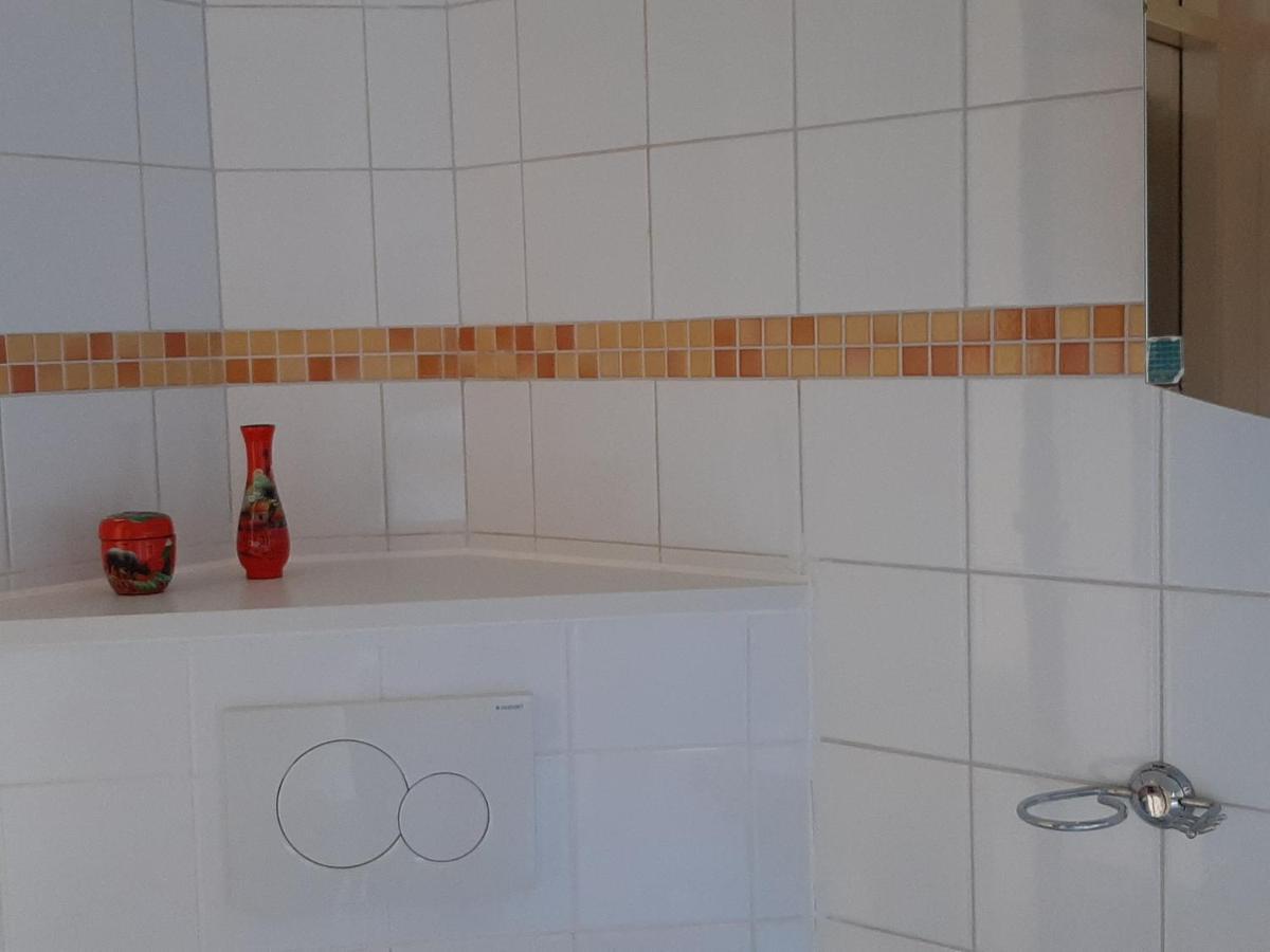 Aan De Kerkgracht Apartment Almere Luaran gambar