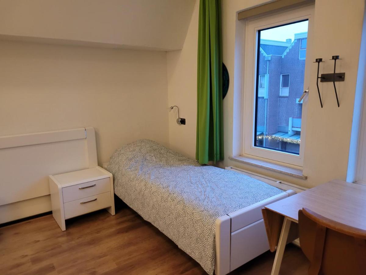 Aan De Kerkgracht Apartment Almere Luaran gambar