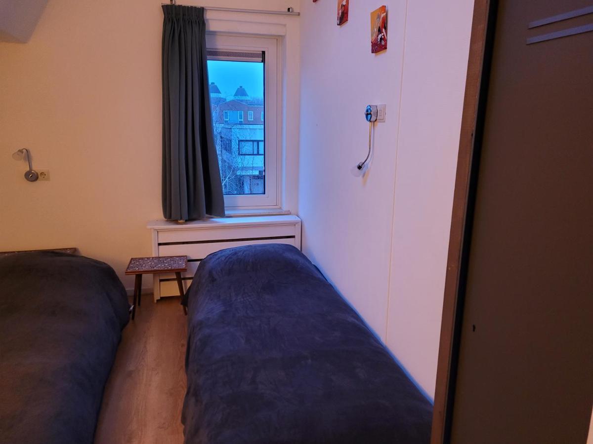 Aan De Kerkgracht Apartment Almere Luaran gambar